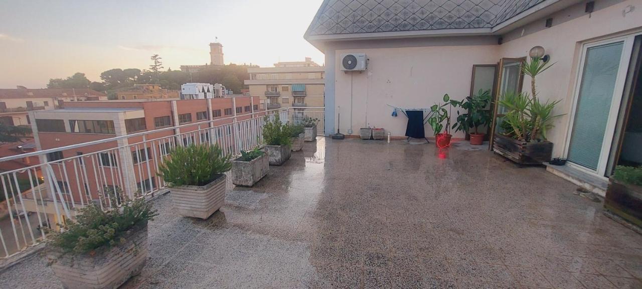 L'Attico Di Angie Apartment Монтеротондо Екстериор снимка